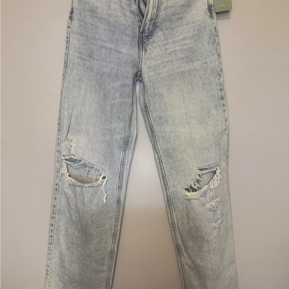 H&M Light Wash Distressed Women's Jeans